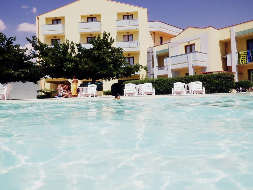 بوسا Resort Isola Rossa المظهر الخارجي الصورة